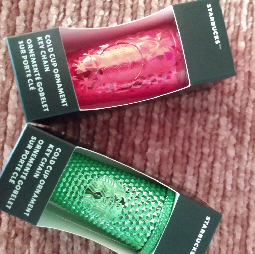 2023 Starbucks Holiday Key Chain Ornament Set *Brand New